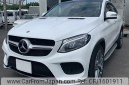 mercedes-benz gle-class 2017 CFJ1601911