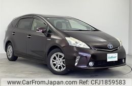 toyota prius-α 2014 CFJ1859583