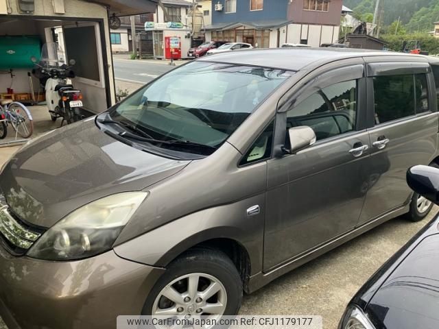 toyota isis 2012 -TOYOTA--Isis DBA-ZGM15W--ZGM15-0011084---TOYOTA--Isis DBA-ZGM15W--ZGM15-0011084- image 1