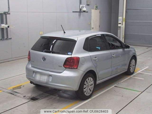 volkswagen polo 2012 -VOLKSWAGEN 【練馬 501ひ5261】--VW Polo 6RCBZ-WVWZZZ6RZCU030280---VOLKSWAGEN 【練馬 501ひ5261】--VW Polo 6RCBZ-WVWZZZ6RZCU030280- image 2