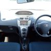 toyota vitz 2006 REALMOTOR_N2024060392A-24 image 9