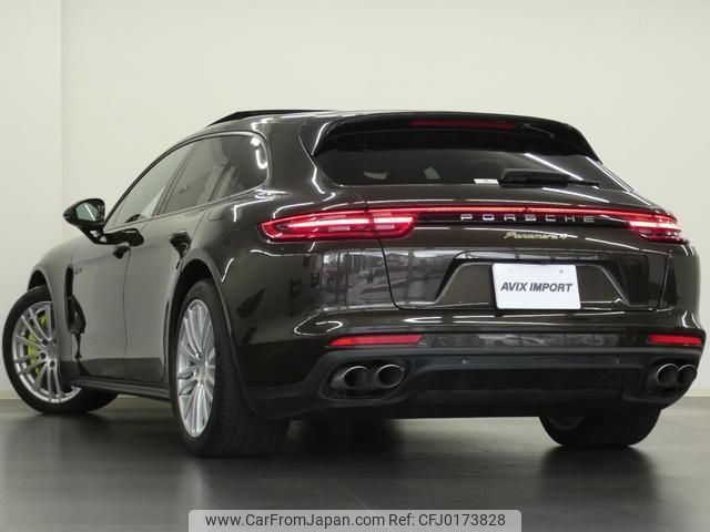 porsche panamera 2018 quick_quick_ALA-G2J29A_WP0ZZZ97ZJL147325 image 2