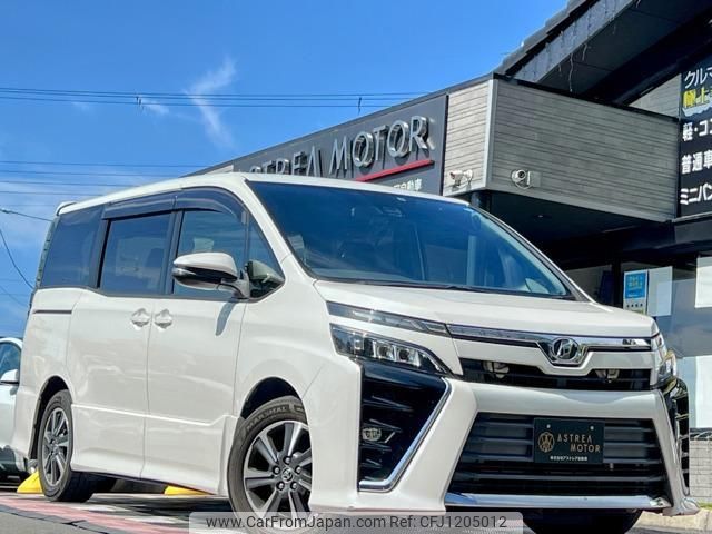 toyota voxy 2017 quick_quick_DBA-ZRR80W_ZRR80-0348884 image 1