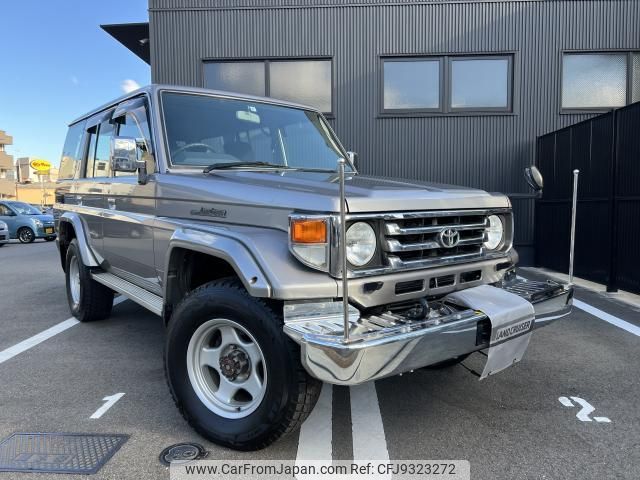 1999 Toyota Land Cruiser 70 KG-HZJ76K 4WD - Car Price $21,588