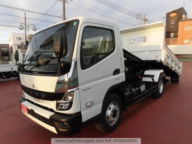 mitsubishi-fuso canter 2024 GOO_NET_EXCHANGE_0507405A30241228W002 image 1