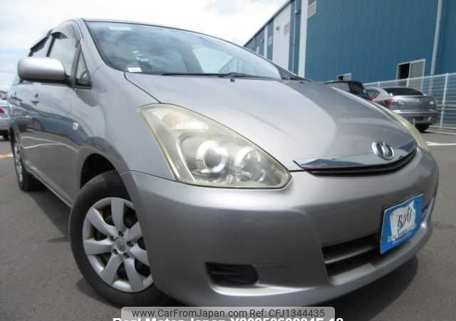 toyota wish 2006 646828-Y2025060204F-12 image 1