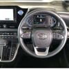 toyota noah 2023 quick_quick_6AA-ZWR90W_0117125 image 3