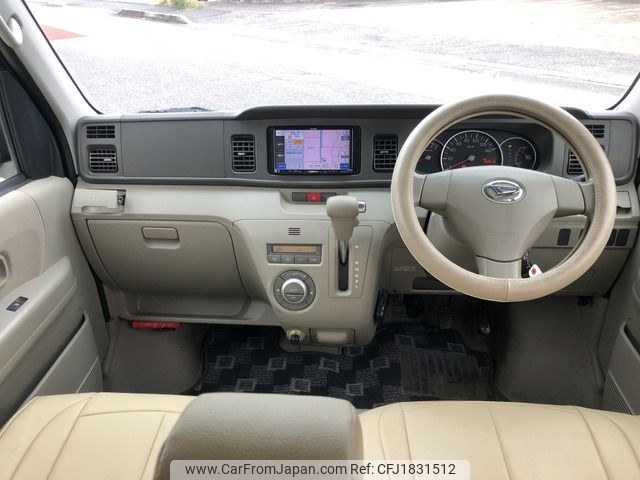 daihatsu atrai-wagon 2013 CFJ1831512 image 2