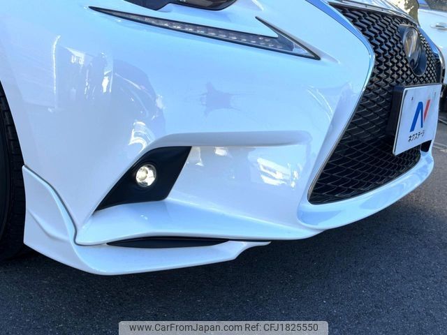 lexus is 2013 CFJ1825550 image 2