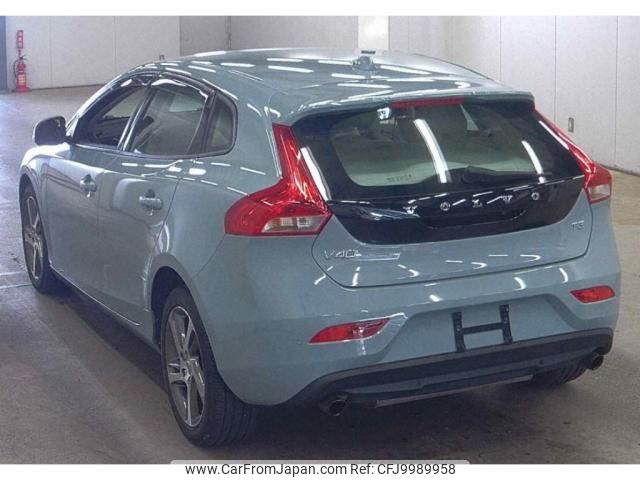 volvo v40 2017 quick_quick_DBA-MB4154T_YV1MV2920J2443290 image 2