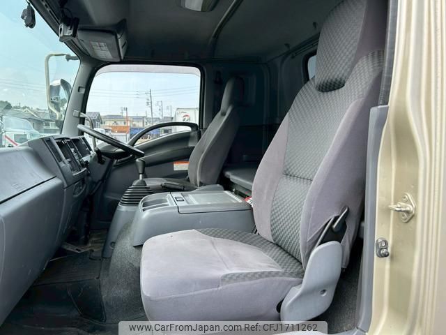 isuzu forward 2017 CFJ1711262 image 2