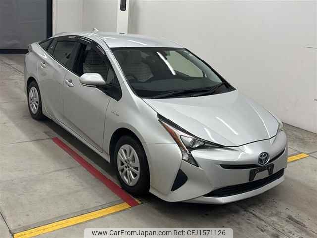 toyota prius 2018 CFJ1571126 image 1