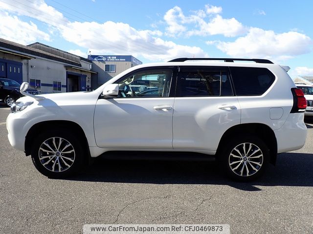 toyota land-cruiser-prado 2021 24231515 image 2