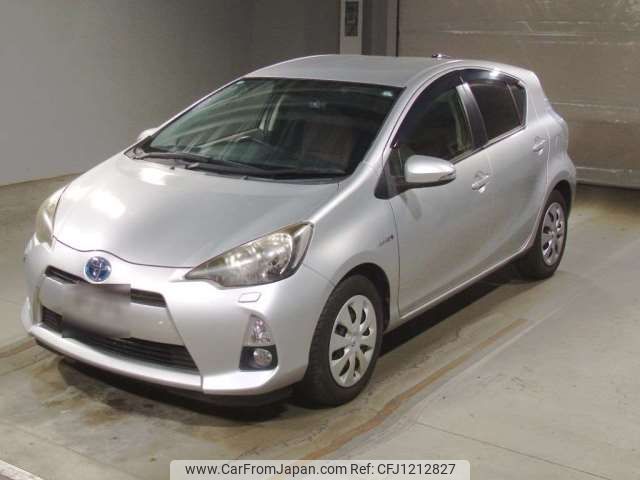 toyota aqua 2012 -TOYOTA--AQUA DAA-NHP10--NHP10-2000759---TOYOTA--AQUA DAA-NHP10--NHP10-2000759- image 1