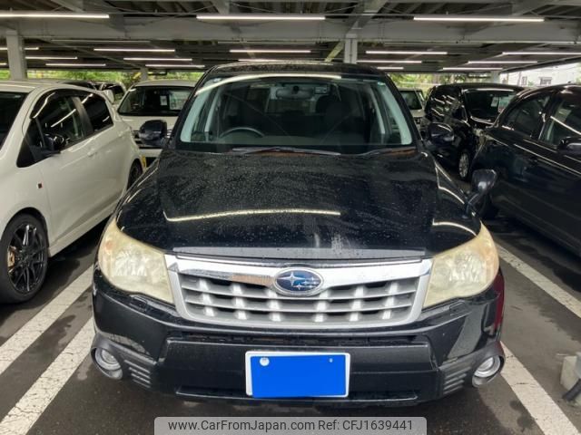 subaru forester 2011 CFJ1639441 image 1