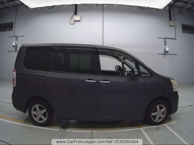 toyota noah 2009 NIKYO_MJ19249 image 1