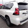 toyota land-cruiser-prado 2021 25431704 image 3