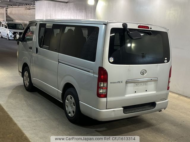 toyota regiusace-van 2009 CFJ1613314 image 2