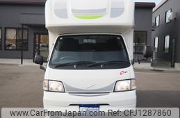 mazda bongo-truck 2017 GOO_JP_700120021230250614001