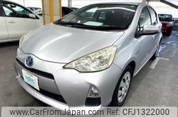 toyota aqua 2012 AF-NHP10-6072215