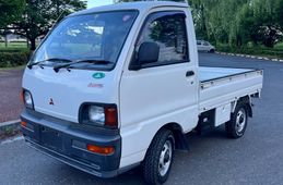 mitsubishi minicab-truck 1992 23
