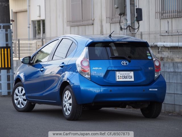 toyota aqua 2014 -TOYOTA--AQUA DAA-NHP10--NHP10-6349047---TOYOTA--AQUA DAA-NHP10--NHP10-6349047- image 2