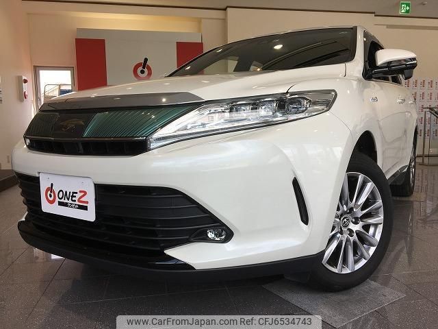 Used Toyota Harrier Hybrid 17 Aug Cfj In Good Condition For Sale