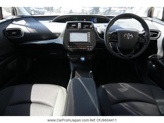 toyota prius 2019 quick_quick_ZVW55_ZVW55-6000704 image 2