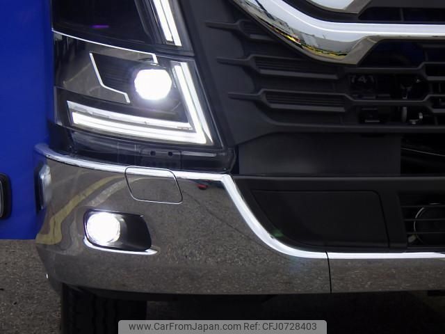 isuzu elf-truck 2024 CFJ0728403 image 2