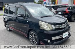 toyota noah 2010 CFJ1645682