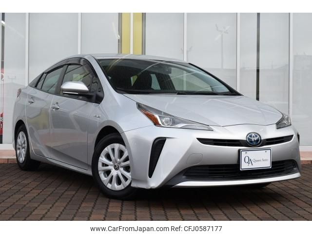 toyota prius 2019 quick_quick_DAA-ZVW51_6134156 image 1