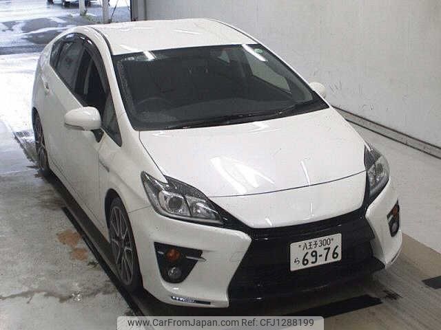 toyota prius 2013 -TOYOTA 【八王子 300ﾗ6976】--Prius ZVW30-5680460---TOYOTA 【八王子 300ﾗ6976】--Prius ZVW30-5680460- image 1