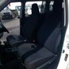 mazda familia-van 2019 CFJ1765835 image 5