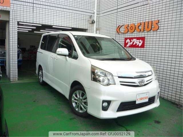 toyota noah 2010 -TOYOTA--Noah ZRR70W--ZRR70W-0370410---TOYOTA--Noah ZRR70W--ZRR70W-0370410- image 1