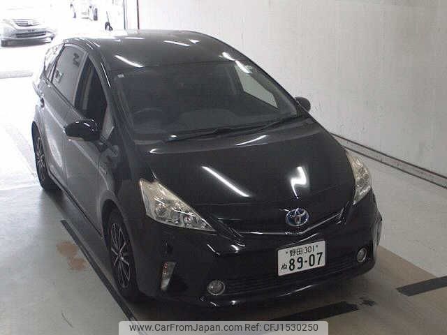 toyota prius-α 2013 CFJ1530250 image 1