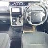 toyota noah 2010 AF-ZRR75-0071913 image 10