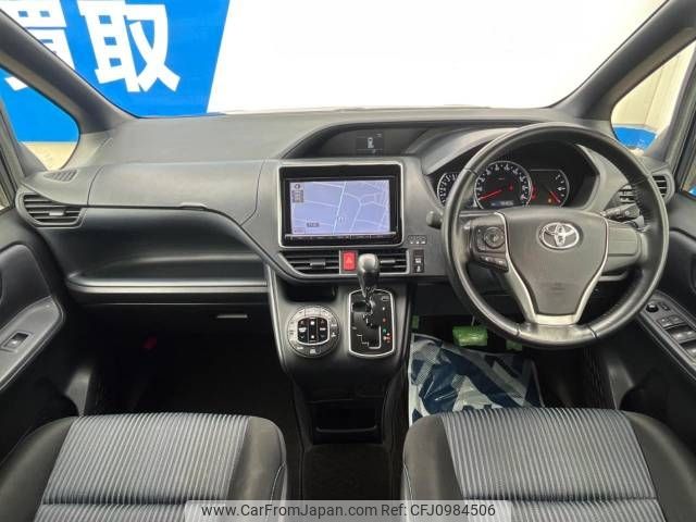 toyota voxy 2014 -TOYOTA--Voxy DBA-ZRR80W--ZRR80-0001979---TOYOTA--Voxy DBA-ZRR80W--ZRR80-0001979- image 2