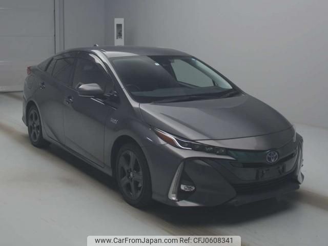 toyota prius-phv 2017 quick_quick_DLA-ZVW52_ZVW52-3057472 image 1