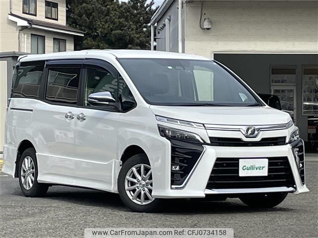 toyota voxy 2020 -TOYOTA--Voxy DBA-ZRR80W--ZRR80-0591131---TOYOTA--Voxy DBA-ZRR80W--ZRR80-0591131- image 1