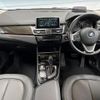 bmw 2-series 2017 quick_quick_2D15_WBA2D320205E76247 image 2