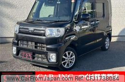 toyota pixis-mega 2018 CFJ1738084