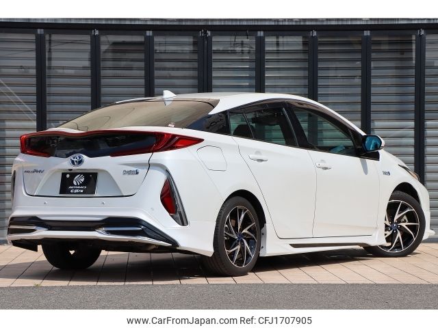 toyota prius-phv 2021 CFJ1707905 image 2