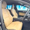 volvo v60 2024 CFJ1820131 image 9