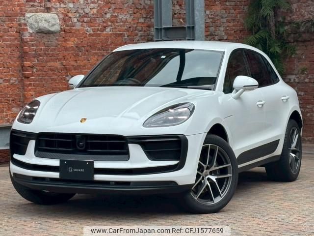 porsche macan 2023 CFJ1577659 image 1