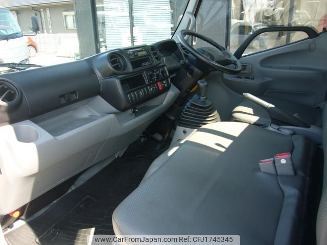 hino dutro 2020 CFJ1745345 image 2