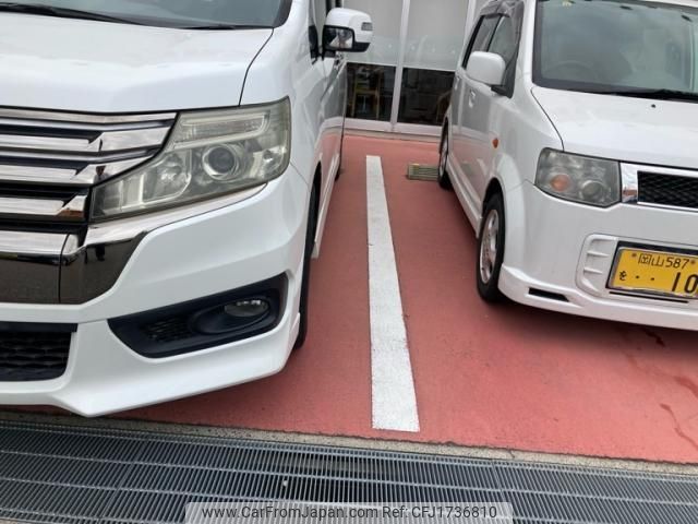 honda stepwagon 2013 CFJ1736810 image 2