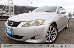 lexus is 2005 REALMOTOR_N2024100181F-24