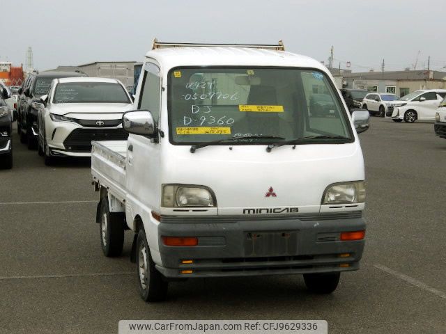mitsubishi minicab-truck 1998 No.15395 image 1