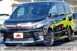 toyota voxy 2017 CFJ1651487