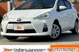 toyota aqua 2013 CFJ1562902